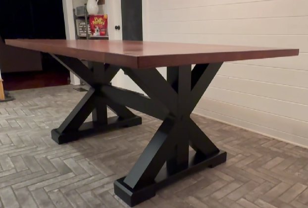 Farmhouse Table with X-base